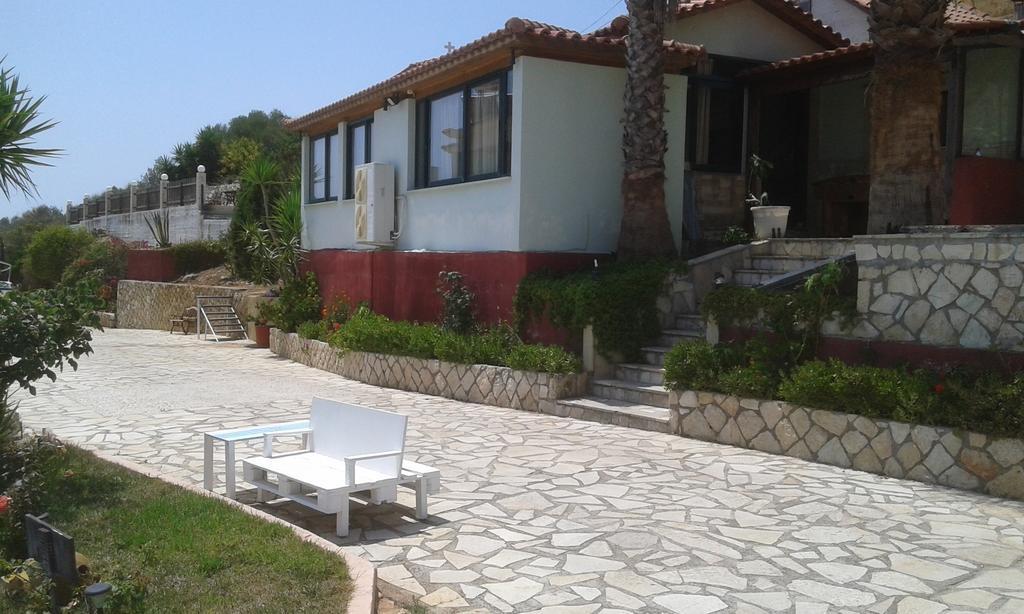 Ionian Balcony Apartment Lixouri Exterior photo