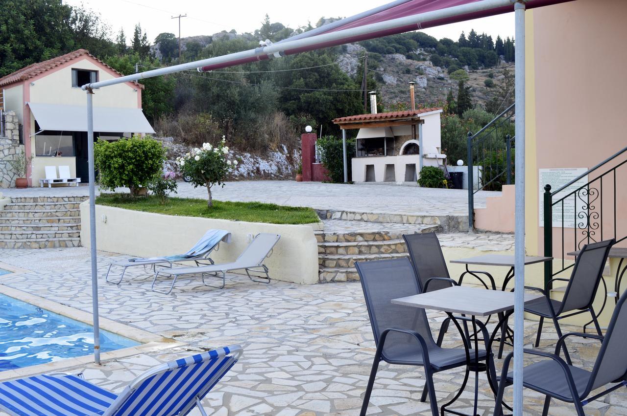 Ionian Balcony Apartment Lixouri Exterior photo
